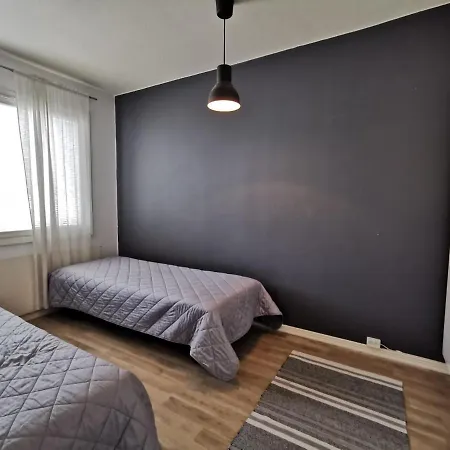 Kolmio Lahella Keskustaa Appartamento *